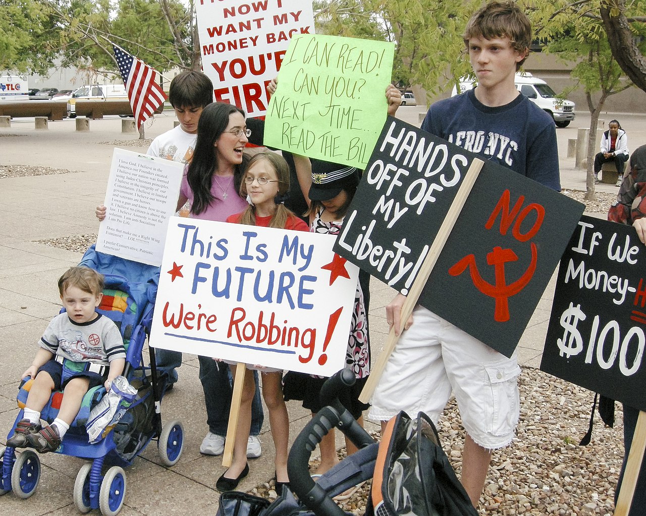 Tea Party Protest in Dallas, Texas - April 2009.jpg