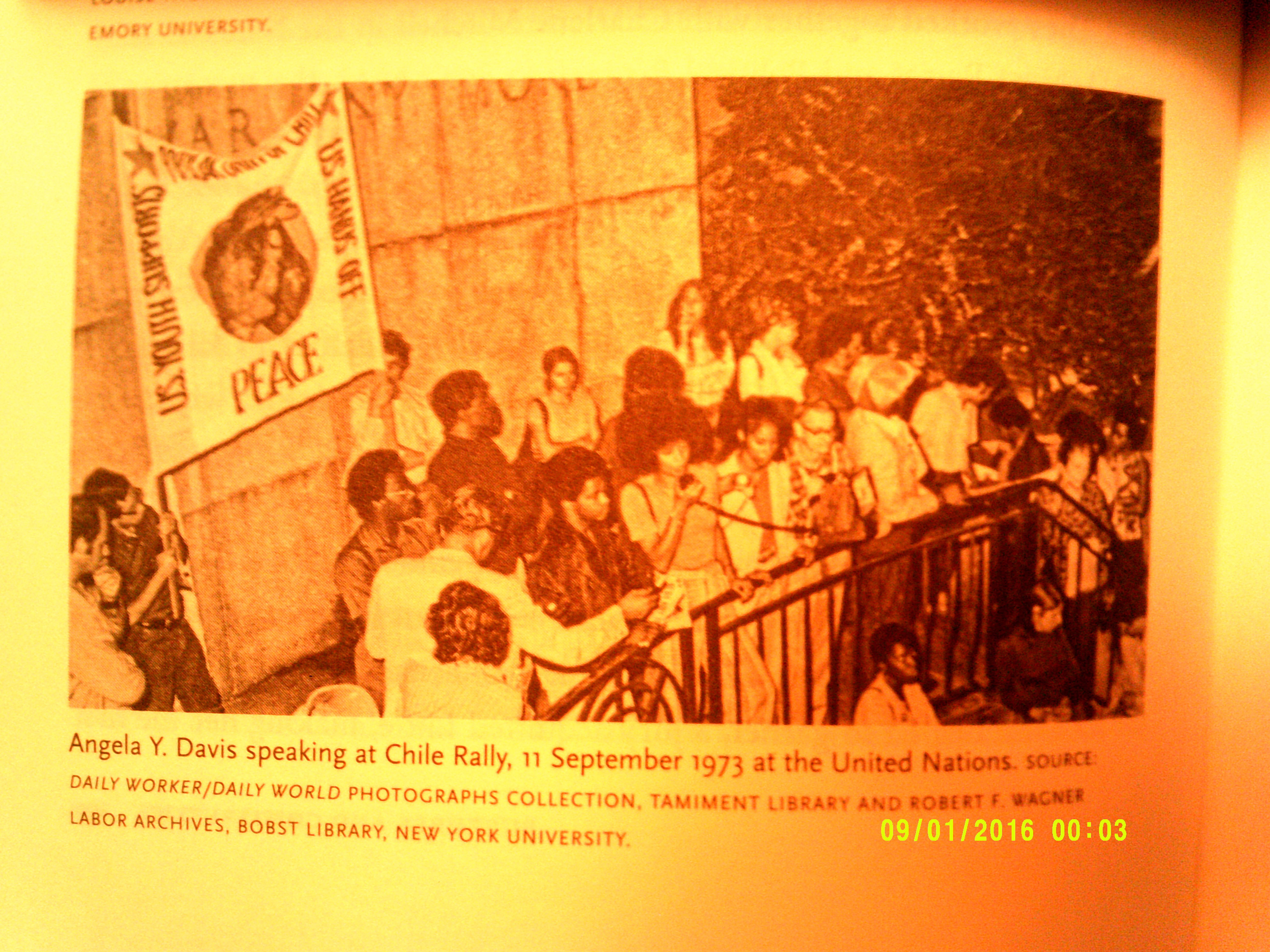 Angela davis 1973 rally for Chile.JPG