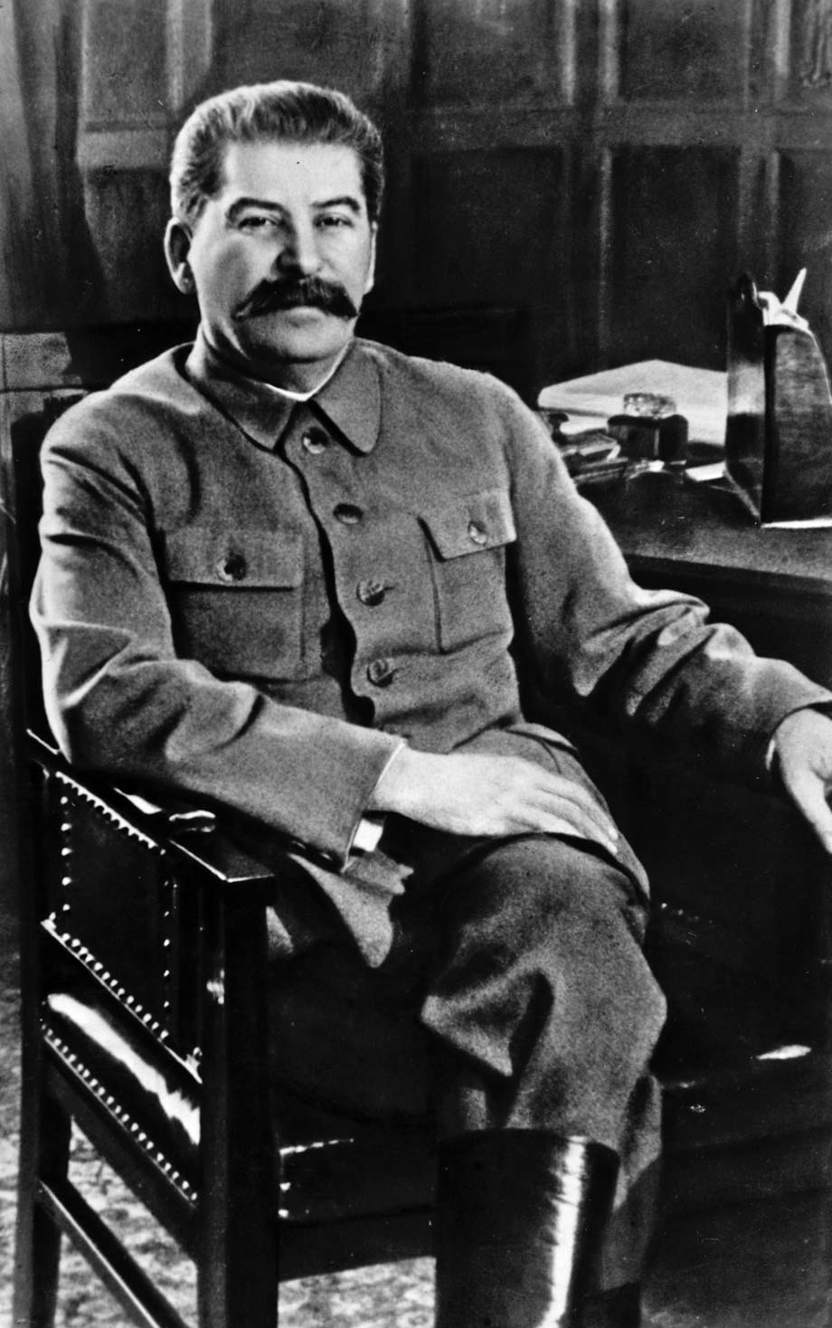 File:Joseph-Stalin-1950.jpg