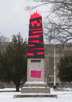 Monumento a Hatuey en Hartford, Connecticut.png