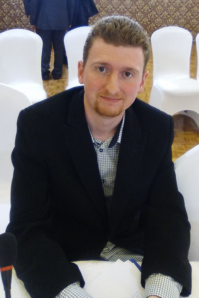 Fichier:Caleb Maupin.png