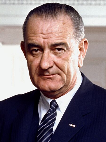 Fichier:37 Lyndon Johnson 3x4.jpg